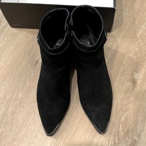 Marc Fisher classic black suede